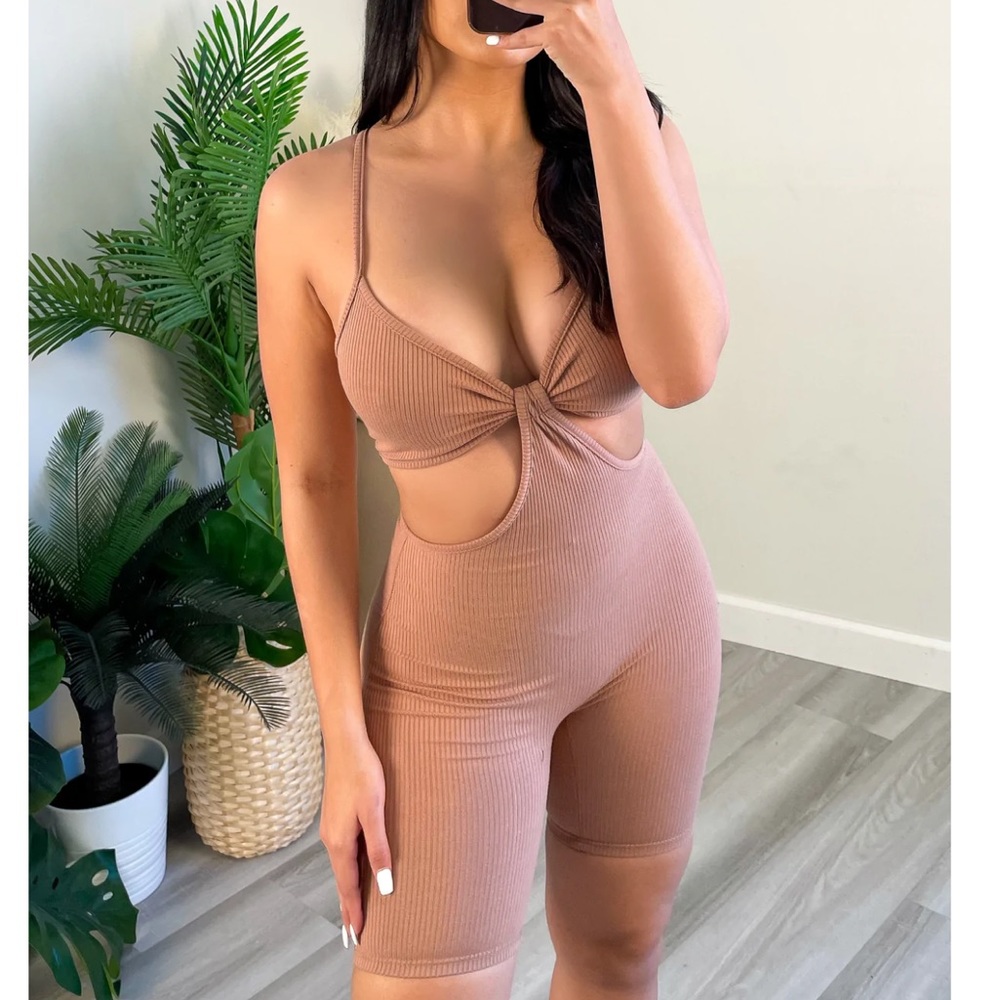 Mocha romper